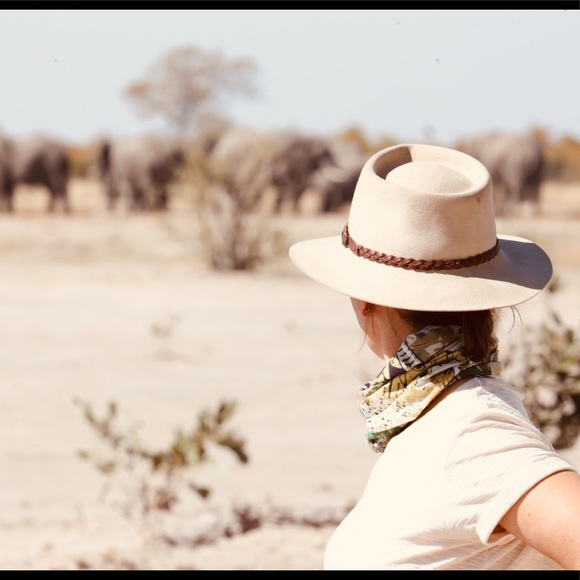 Meet your Posher, Maria - Picture 1 of 1